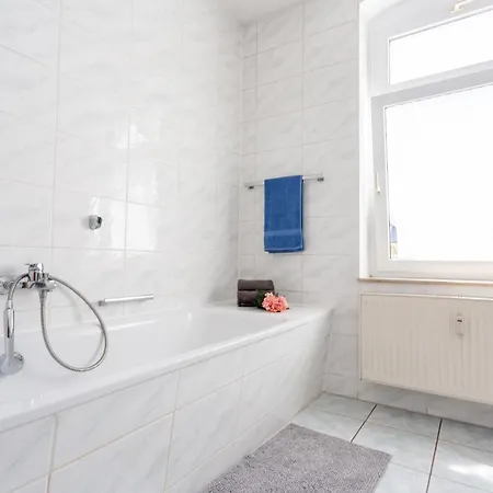 Fullhouse - - Z25 - 3 Beds - Smarttv - Nespresso Apartment *