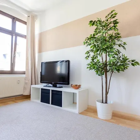 Fullhouse - - Z25 - 3 Beds - Smarttv - Nespresso Apartment