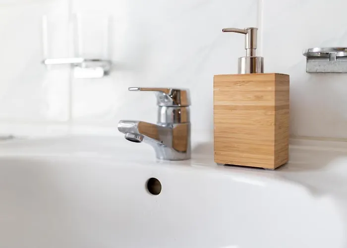 Fullhouse - - Z25 - 3 Beds - Smarttv - Nespresso Daire Chemnitz